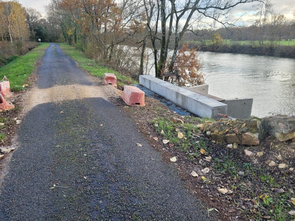 Vannage parapet buisson du chat